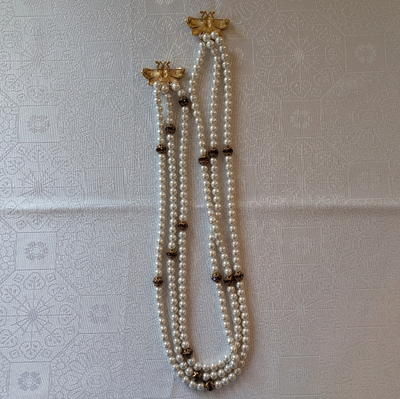 Unique Honey Bee Brooch Set W/ Two Gorgeous Amber Bees & Faux Pearls - Picture 5 of 5